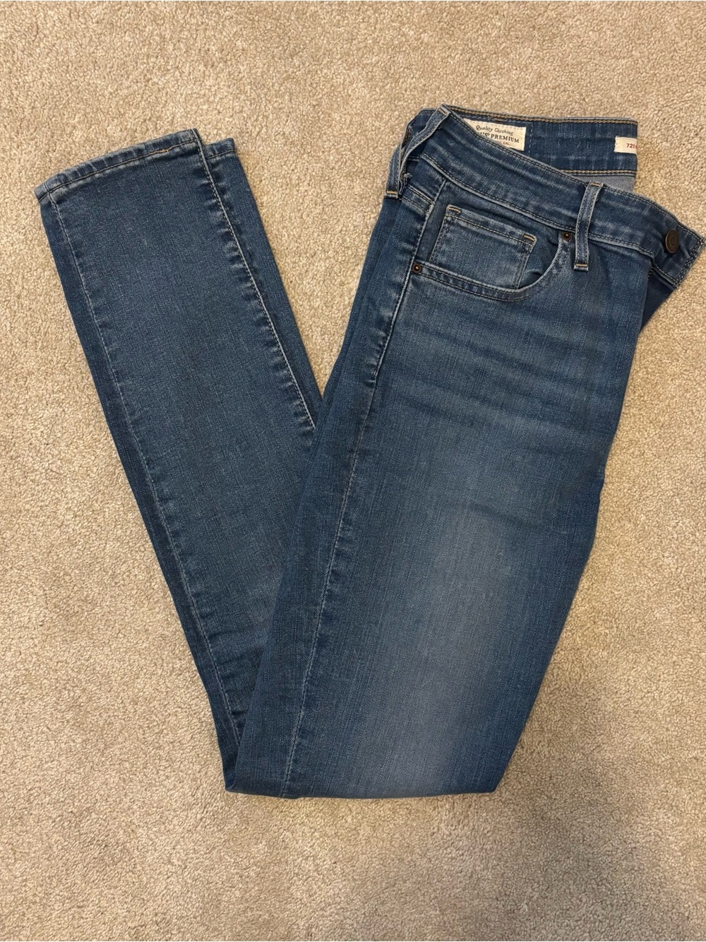 Levi's Indigo Blue Women's 721 Skinny Jeans - Premium Denim